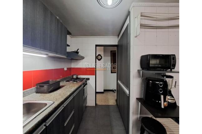 Apartamentos, Venta, Versalles - $300.000.000