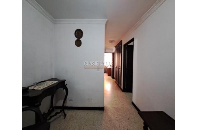 Apartamentos, Venta, Versalles - $300.000.000