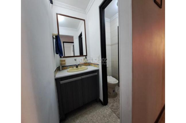 Apartamentos, Venta, Versalles - $300.000.000