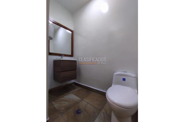 Locales y Bodegas, Alquiler, Granada - $5.000.000