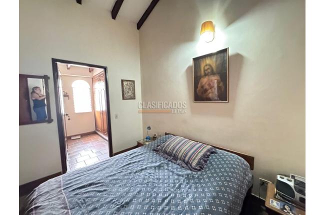 Casas, Venta en La Flora