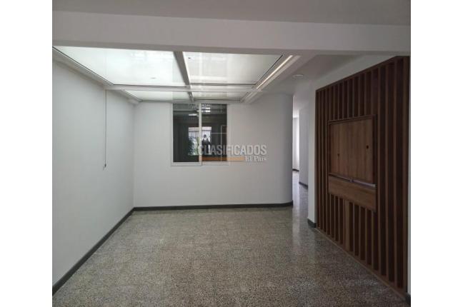 Casas, Venta en La Flora