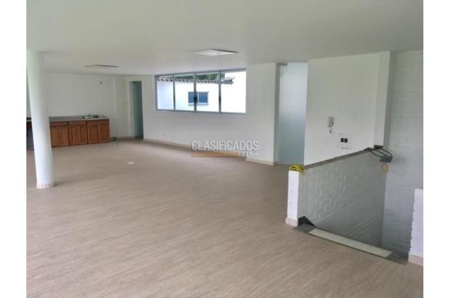 Edificios, Venta, Santa Rosa - $4.500.000.000