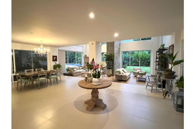 Casas, Venta, Las Mercedes - $2.500.000.000