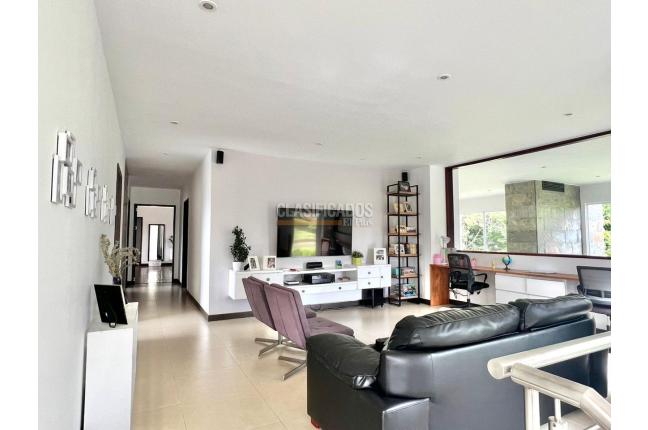 Casas, Venta, Las Mercedes - $2.500.000.000