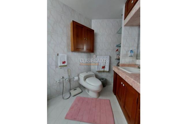 Casas, Venta, Santa Mónica Central - $2.300.000.000