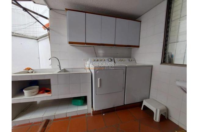 Casas, Venta, Santa Mónica Central - $2.300.000.000
