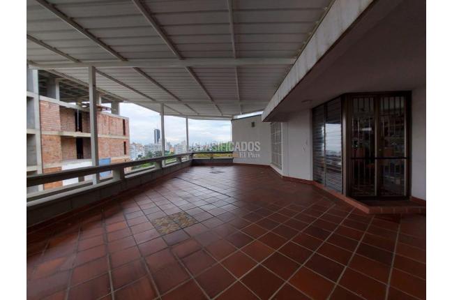 Casas, Venta, Santa Mónica Central - $2.300.000.000