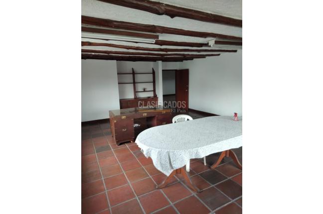 Locales y Bodegas, Alquiler, Bueno Madrid - $3.800.000