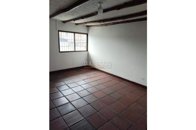 Locales y Bodegas, Alquiler, Bueno Madrid - $3.800.000