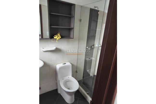 Locales y Bodegas, Alquiler, Bueno Madrid - $3.800.000