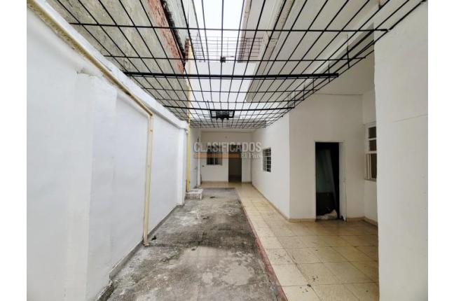 Locales y Bodegas, Alquiler, Granada - $3.000.000