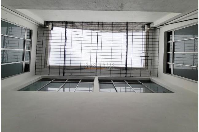 Locales y Bodegas, Alquiler, Granada - $3.000.000