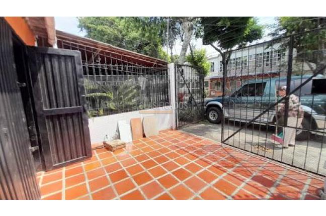 Apartaestudios, Alquiler, La Merced - $1.000.000