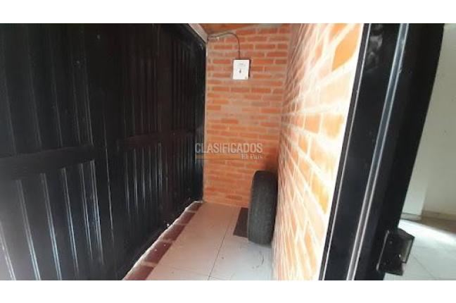 Apartaestudios, Alquiler, La Merced - $1.000.000