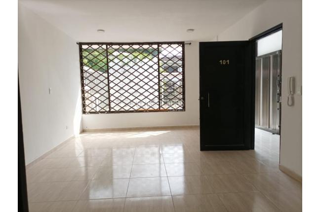 Oficinas y Consultorios, Alquiler, La Flora - $1.000.000