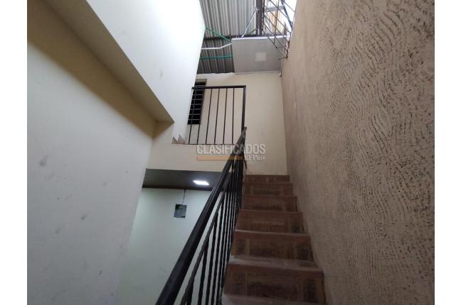 Locales y Bodegas, Venta, Alameda - $850.000.000