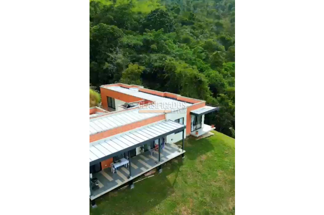 Fincas y Casas Campestres, Venta, Buga - $1.100.000.000