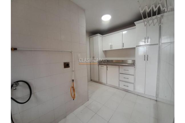 Apartamentos, Venta, El Ingenio - $560.000.000