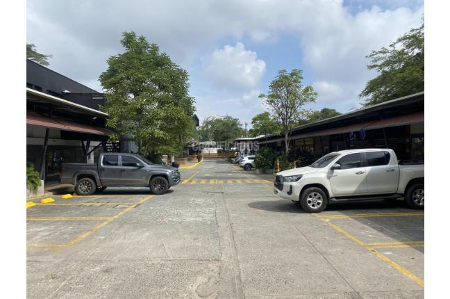 Locales y Bodegas, Alquiler, Pance - $3.500.000