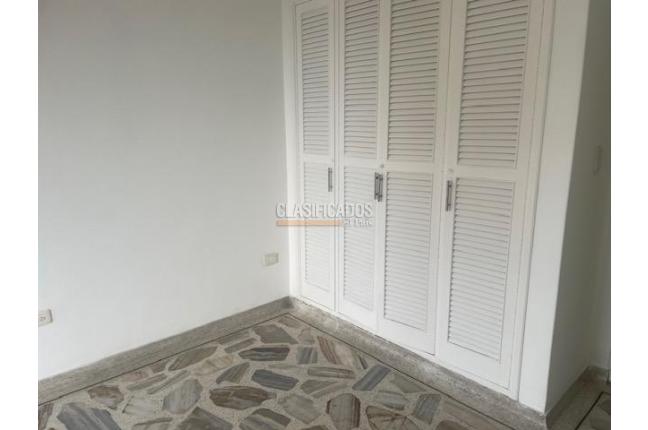 Apartamentos, Venta, Versalles - $430.000.000