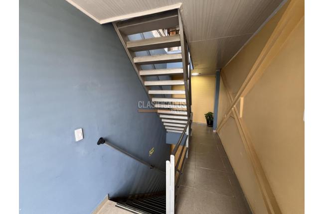 Edificios, Venta, Aranjuez - $3.500.000.000