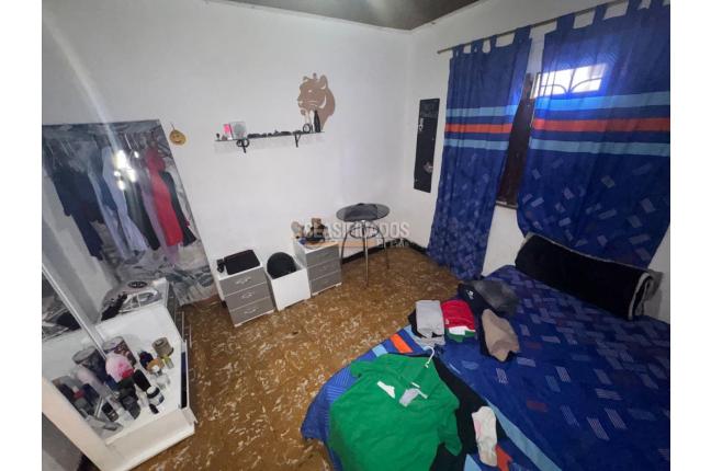 Casas, Venta, La Esmeralda - $440.000.000