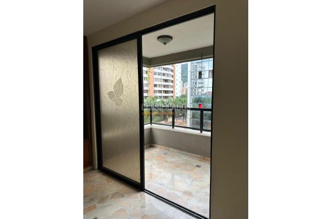 Apartamentos, Venta, Versalles - $650.000.000
