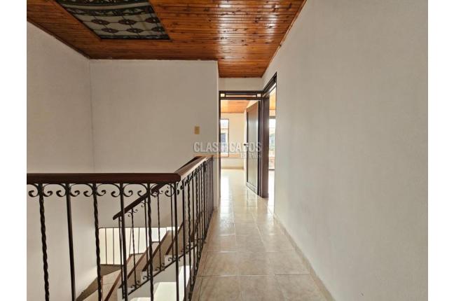 Casas, Alquiler, Ginebra - $1.750.000