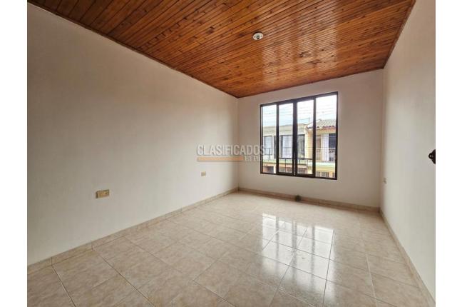 Casas, Alquiler, Ginebra - $1.750.000