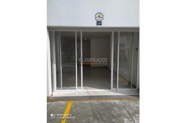 Locales y Bodegas, Alquiler, Versalles - $2.500.000