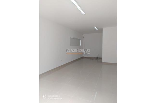 Locales y Bodegas, Alquiler, Versalles - $2.500.000