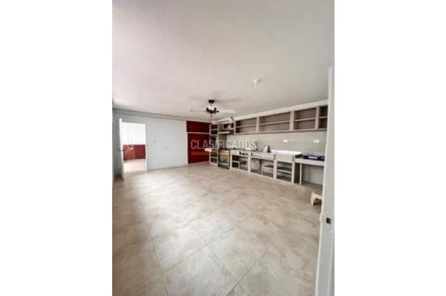 Casas, Alquiler, El Peñón - $7.000.000
