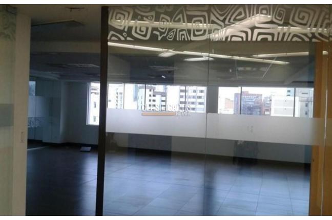 Oficinas y Consultorios, Alquiler en Santa Mónica Norte