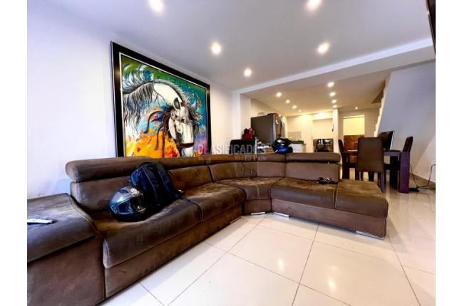 Casas, Venta, El Nacional - $298.000.000