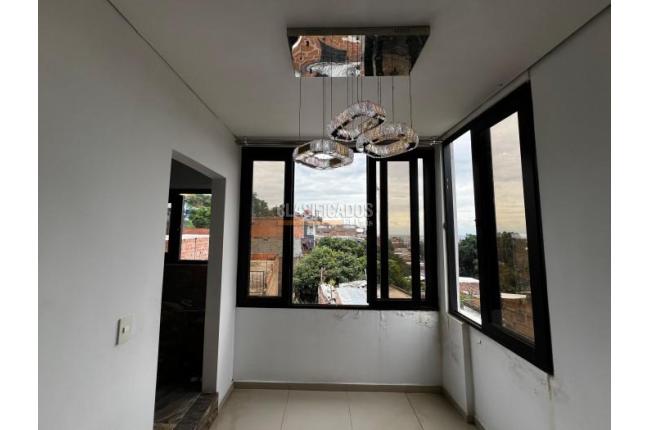 Casas, Venta, El Nacional - $298.000.000