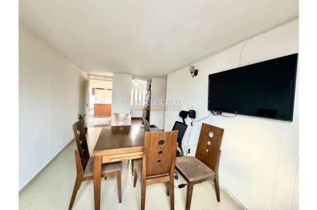 Apartamentos, Venta en Cañaverales