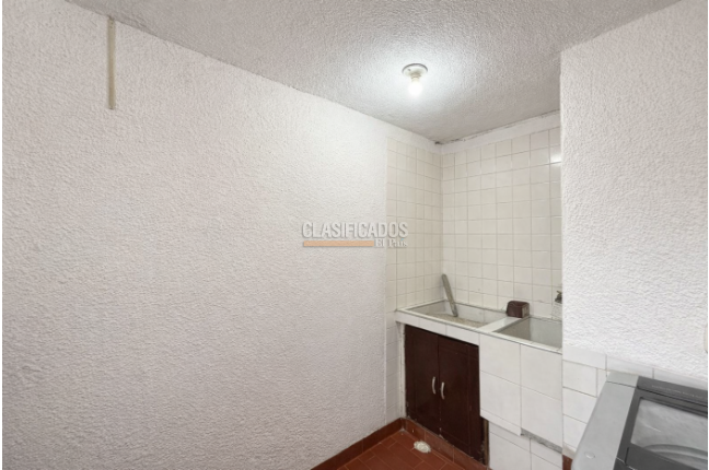 Apartamentos, Venta, Cañaverales - $180.000.000