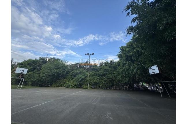 Apartamentos, Venta, Cañaverales - $180.000.000