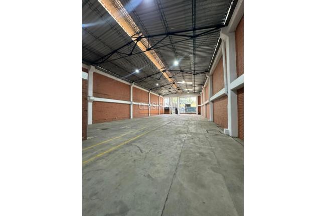 Locales y Bodegas, Alquiler, Acopi - $8.500.000