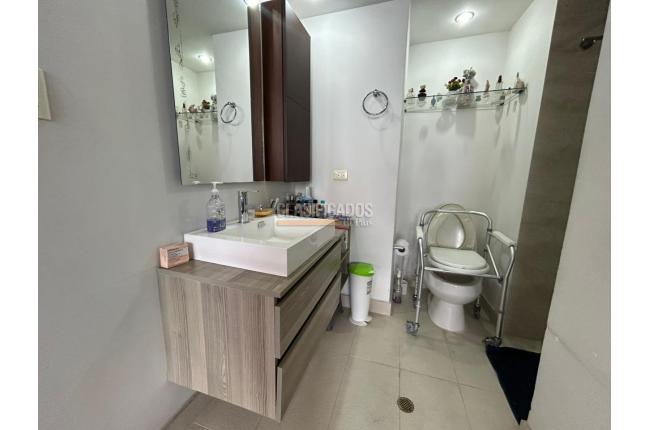 Apartamentos, Venta, Centenario - $440.000.000