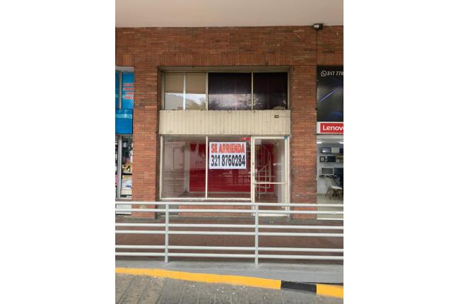 Locales y Bodegas, Venta, Centro Ccial. Pasarela - $495.000.000