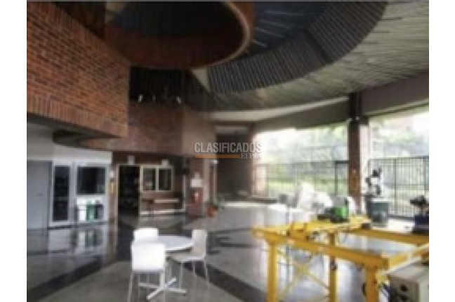 Oficinas y Consultorios, Alquiler, La Flora - $38.000.000