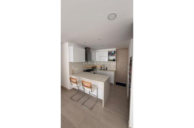 Apartamentos, Venta, Cristales - $680.000.000