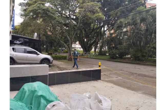 Locales y Bodegas, Alquiler, La Flora - $8.000.000