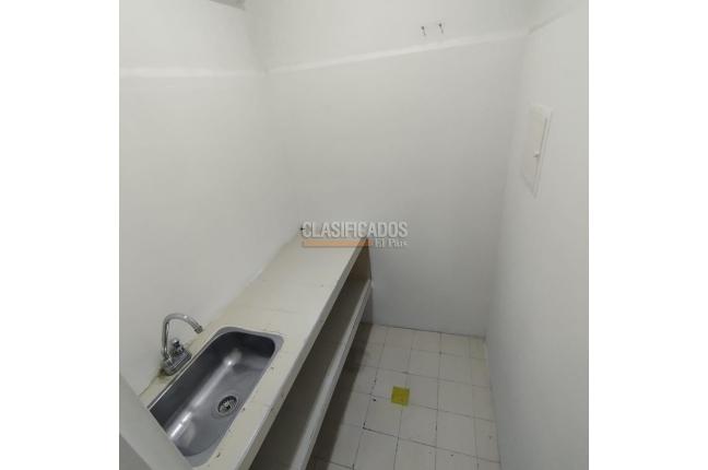 Locales y Bodegas, Alquiler, Tequendama - $4.500.000