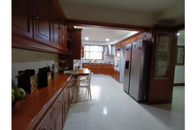 Apartamentos, Venta, Arboleda - $2.950.000.000
