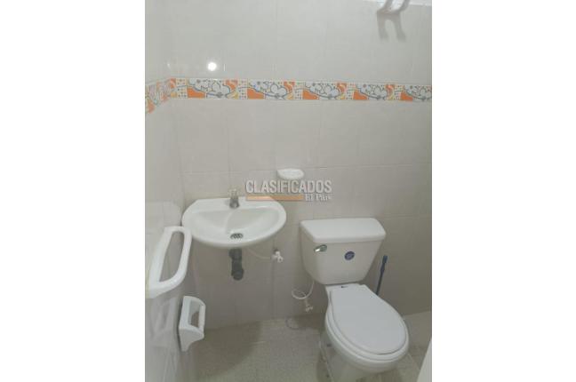 Locales y Bodegas, Alquiler, La Independencia - $1.700.000