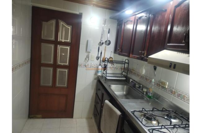 Apartamentos, Venta en Bella Suiza