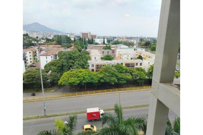 Oficinas y Consultorios, Venta en Camino Real